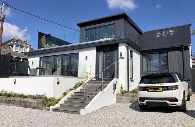 Captivating 5-Bed House in Porthleven
