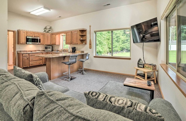 NEW! Captivating Kuttawa Retreat w/ Outdoor Dining