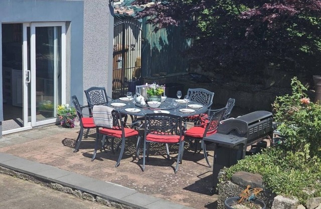 Captivating & Cosy 4-Bedroom House in Magherafelt