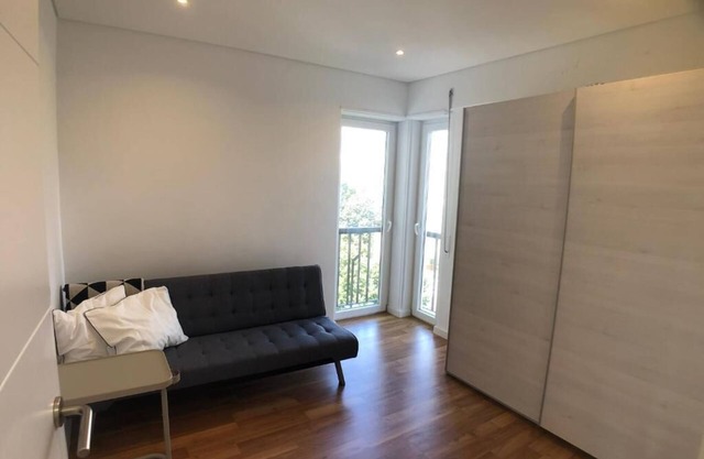 Carcavelos Surf Nova University Super Location T2