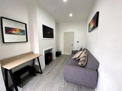 Cardiff City Studio Sleeps 4