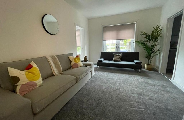 Cardonald House