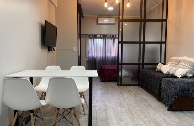 Cares Apartament, Castelar Centro, Buenos Aires.