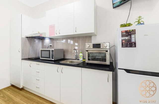 Carlingford sweet studio with WiFi& Parking