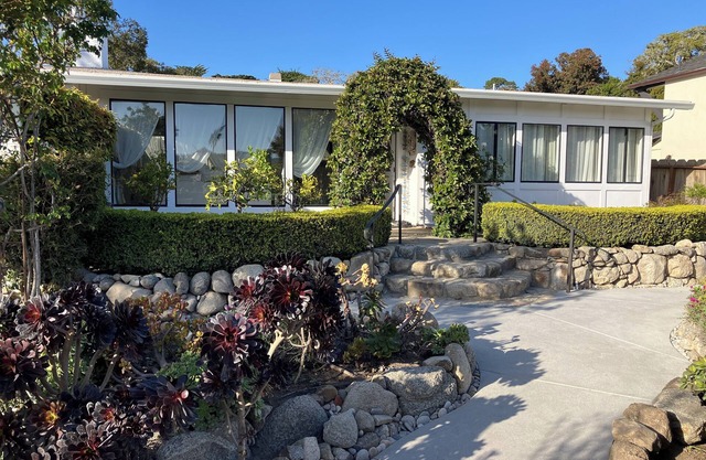 «Carmel tranquillité» 2 plages à quelques pas de cette maison Rose Garden