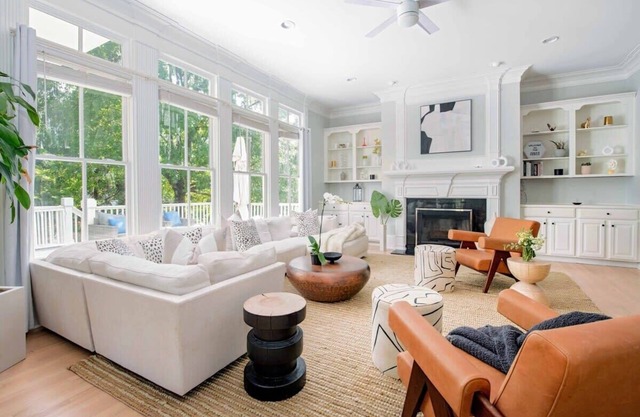Carmelot by Minty Living