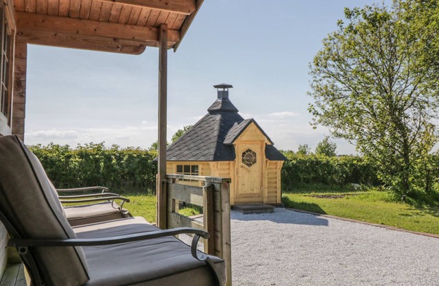 CARR HOUSE, familial et convivial à Clayton Le Dale, Ref 958251