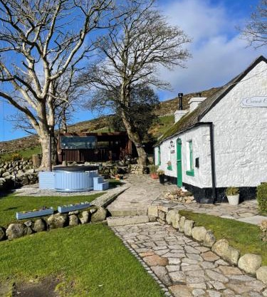 Carrick Cottage - Mourne Mountains