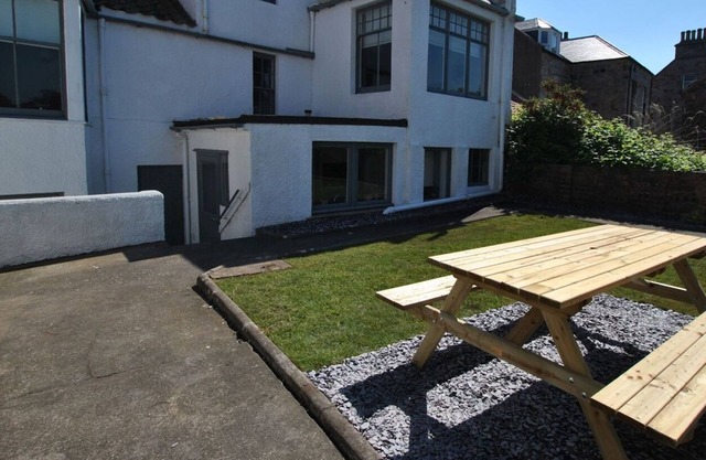 Carstairs House- fabulous family home by the sea
