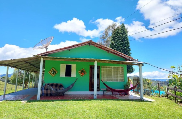 Casa aconchegante na roça c/piscina/churrasqueira