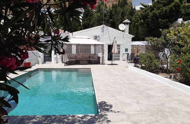 Villa avec piscine dans le sud de l'Espagne, entre Grenade et Malaga.