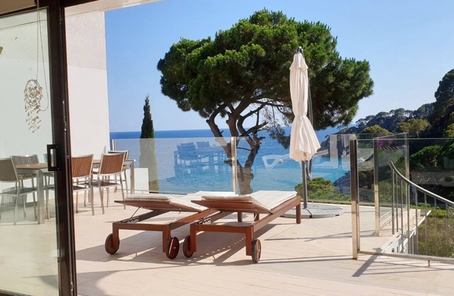 Kerstin Bruns. Casa Antonieta avec vue sur la mer