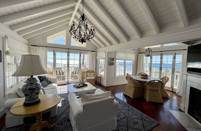 Casa Azul - Superbe Cottage Beach Front Avila Beach