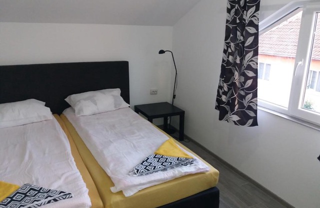CASA BARZA