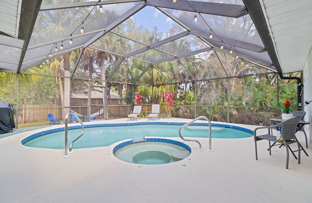 'Casa Bella' Florida Getaway w/Heated Spa & Grill