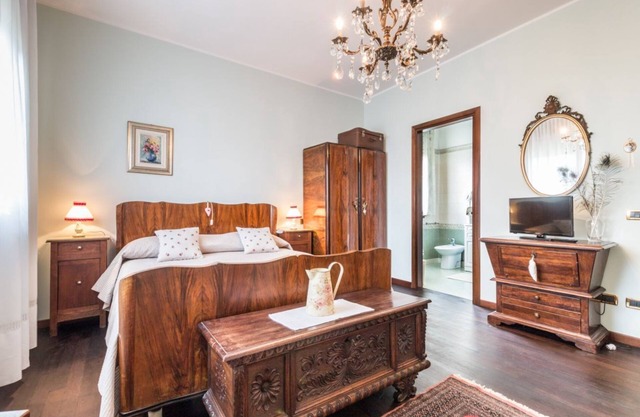 FANTASTIC BIBI HOUSE AUSSI POUR LES FAMILLES