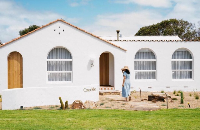 Casa Billie: Luxury stay 200m to pristine coastline