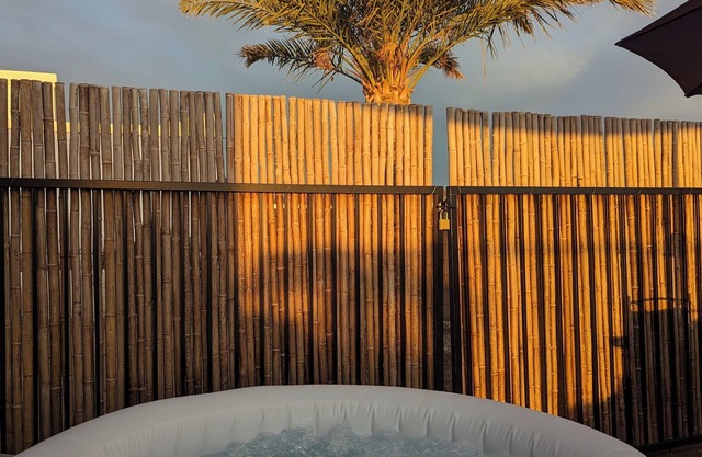 "Casa Blanca" ✨Spa & Tranquility for 2✨