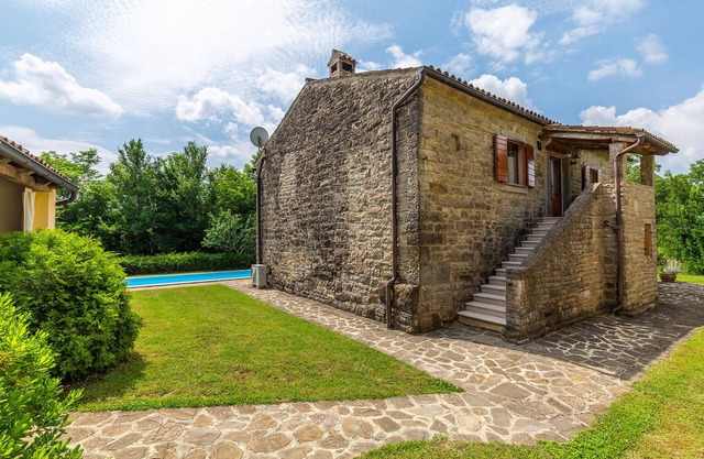 La charmante maison en pierre "Casa Borut 1865" en Istrie avec piscine privée, Wi-Fi
