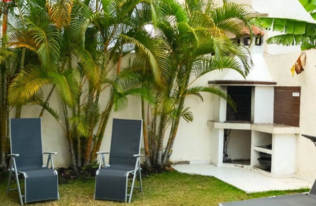 Casa con Piscina y Vigilancia 24H