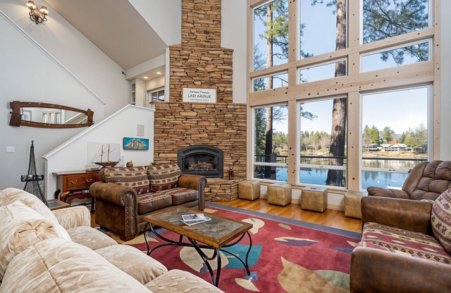 Casa Cassaretto - This Beautiful Lakefront Home is Only 50 yards from Marina Beach by Yosemite Region Resorts