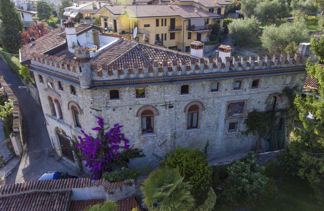 Casa Castello dans le centre de Salo