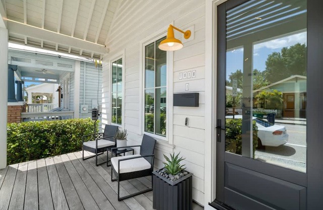 Casa Cohiba by Brightwild Steps to 7th Ave