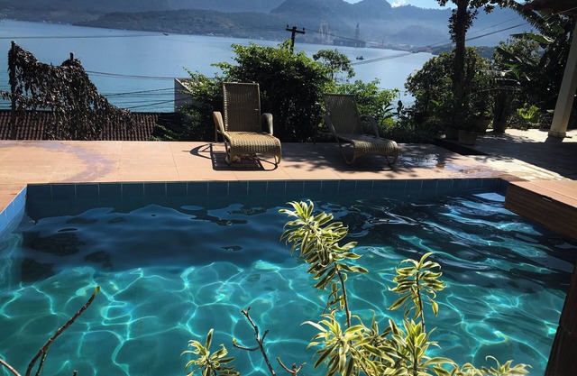 Casa com Linda Vista Para o mar e Acesso ao mar em Angra dos Reis