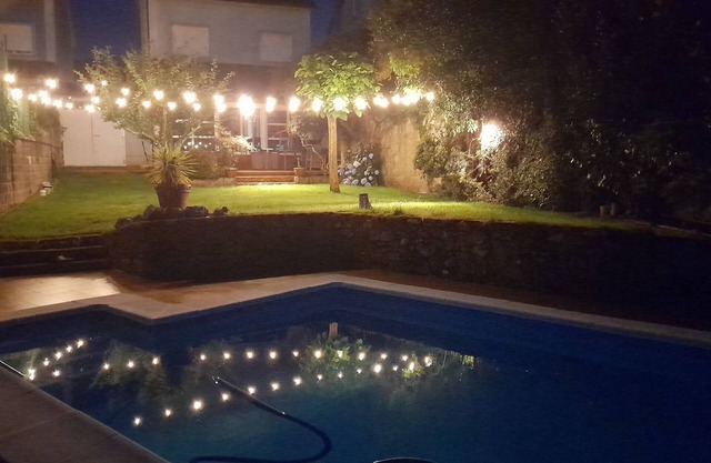 Casa con Piscina y Jardín Privado Cerca de la Playa