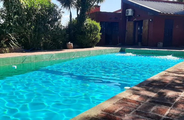 Casa con piscina en Sierra de los Padres