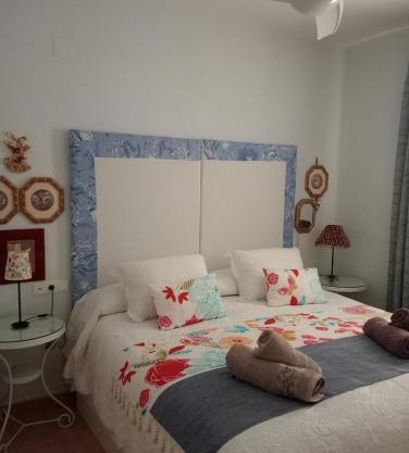Casa coqueta con jardin