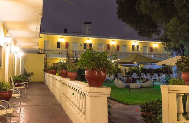 Casa de Avila Hotel