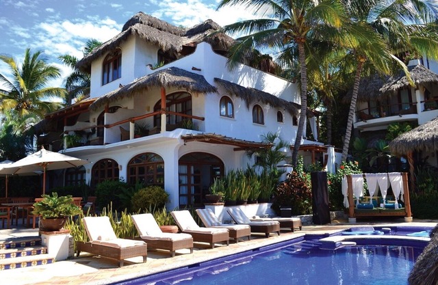 Casa de Mita ... Quiet, Secluded, Fabulously Appointed and Over the Top Service!