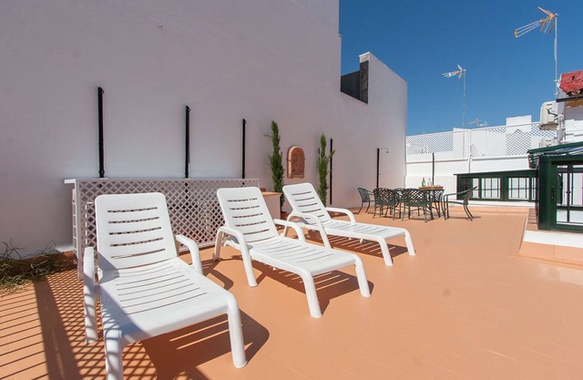 Casa de Tintes Duplex Terrace 12 pax