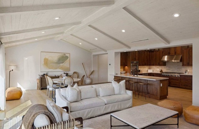Casa Del Sol: New Three Bed 3 Bath overlooking MPCC Fairway