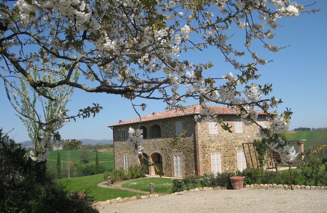 Casa di Charme con Pergolato e Piscina