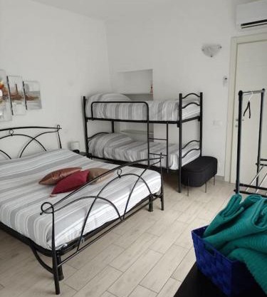 CASA DI LISA Intero appartamento 45mt con parcheggio