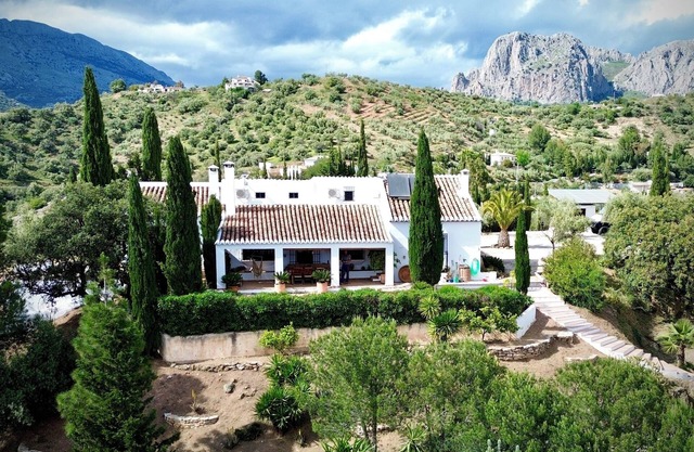 Casa Elsa, small finca near Malaga