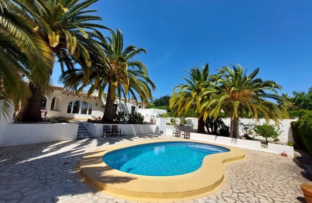 Casa Flora Moraira: 3 chambres, piscine et parking privés, wifi, proche plages