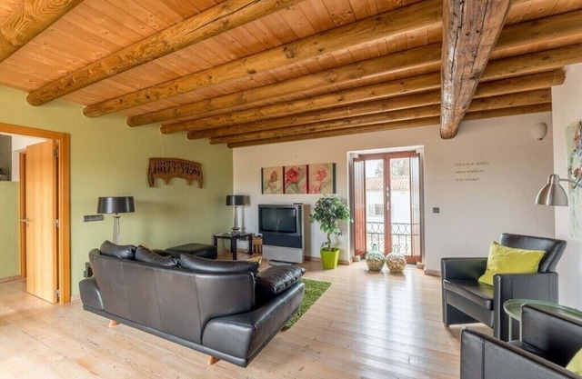 Casa Grande, spacious two bedroom Casa, rural yet next to popular town.