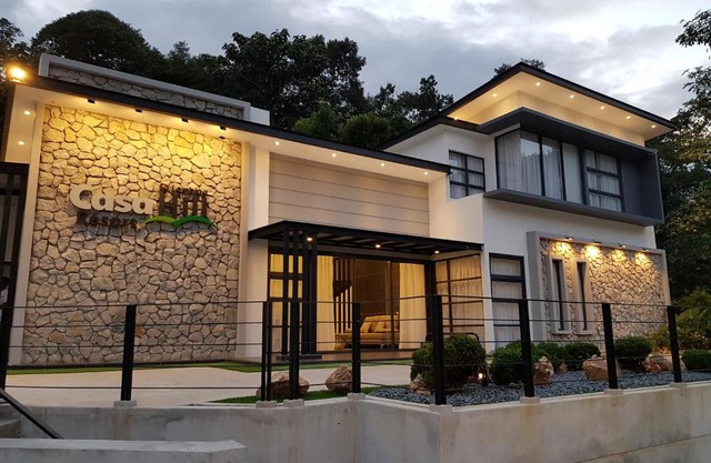 Casa Hill Resort