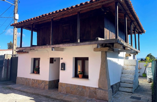 Casa Horreo Típica Asturiana