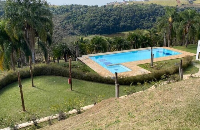 Casa Inteira com Vista Para Represa em Igaratá