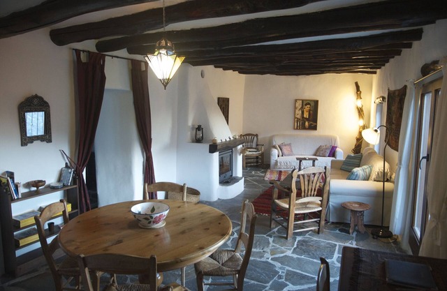 Maison berbère de vacances à Capileira -Belles vues sur la gorge de Poqueira ci-dessous