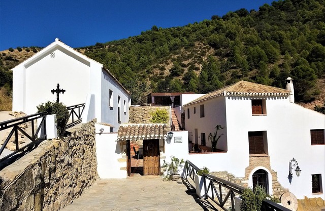 Appartement pour 2 à 6 personnes dans un moulin restauré avec piscine
