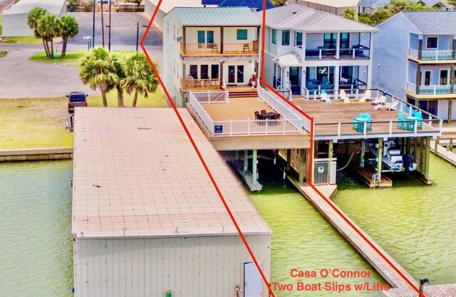CASA O'CONNOR is WATERFRONT in POC