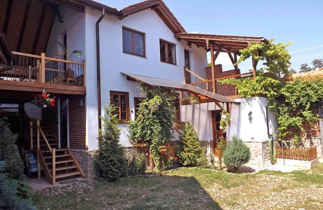 CASA PELU ancienne ferme rénovée dans un village des Carpates près Sibiu