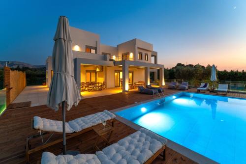 Casa peveragno private villa with pool and free parking