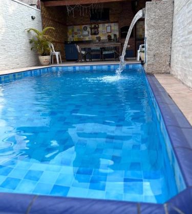 Casa recém reformada com piscina e espaço gourmet