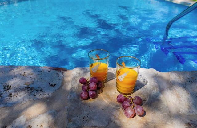 Casa Rural Andaluza, Rodeada de Vegetación, Piscina. Ideal Vacaciones en Familia